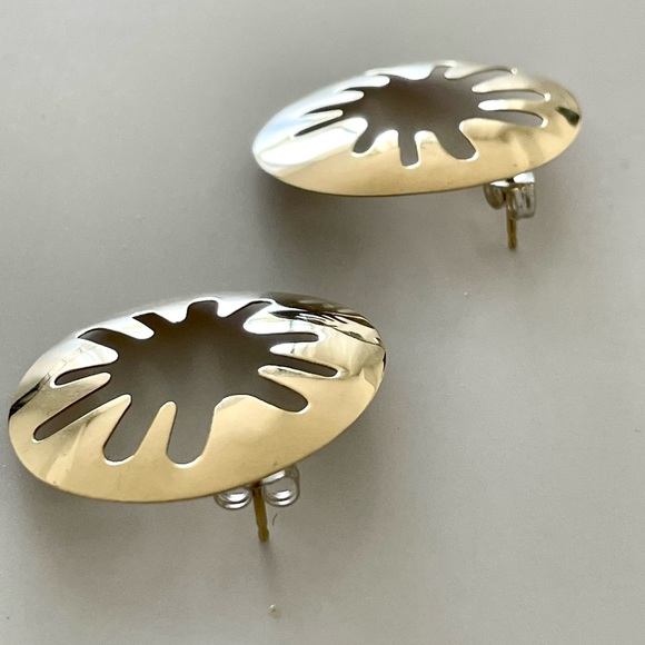 Pair of Sandy Baker Retro Earrings - Picture 5 of 10